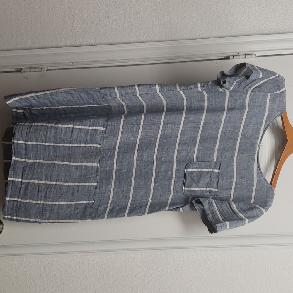Blue Lenin Dress by Lou and Grey. Size M